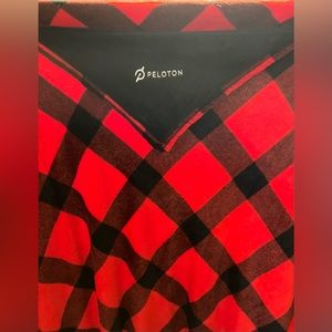 Peloton Christmas season plaid hood blanket . New and rare .